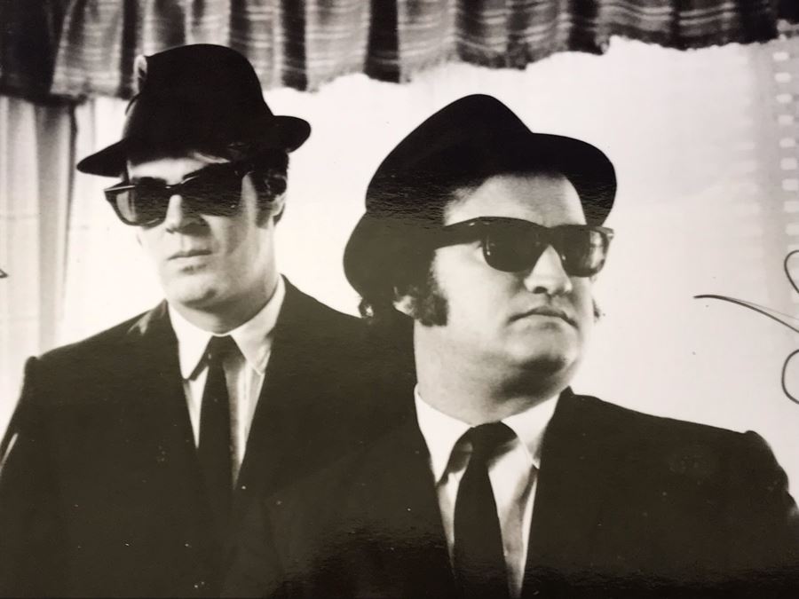 Vintage 1980 The Blues Brothers Movie Memorabilia 8 X 10 Photo John Belushi And Dan Aykroyd Facsimile Signatures [Photo 4]