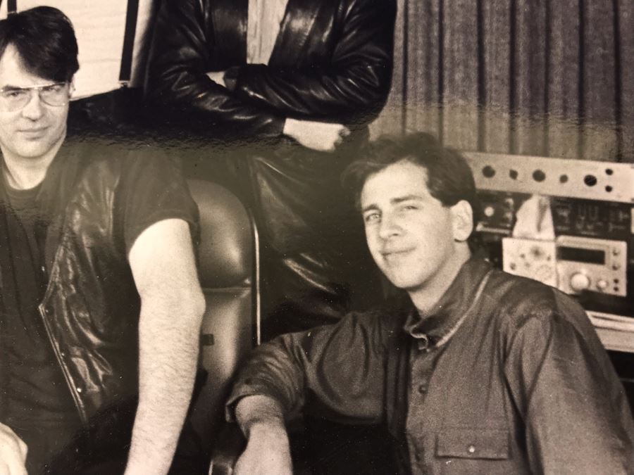 Vintage 8 X 10 Photograph Of Dan Aykroyd With Rock Band DEVO And Robert K. Weiss [Photo 4]