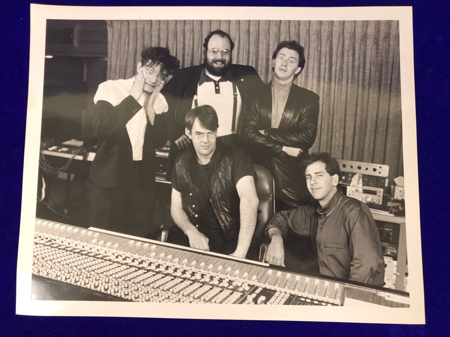 Vintage 8 X 10 Photograph Of Dan Aykroyd With Rock Band DEVO And Robert K. Weiss [Photo 1]