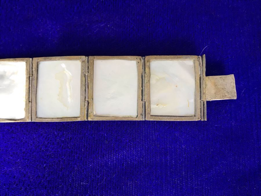 Vintage Handpainted Shell 8' Bracelet - One Hinge Needs Repair [Photo 11]