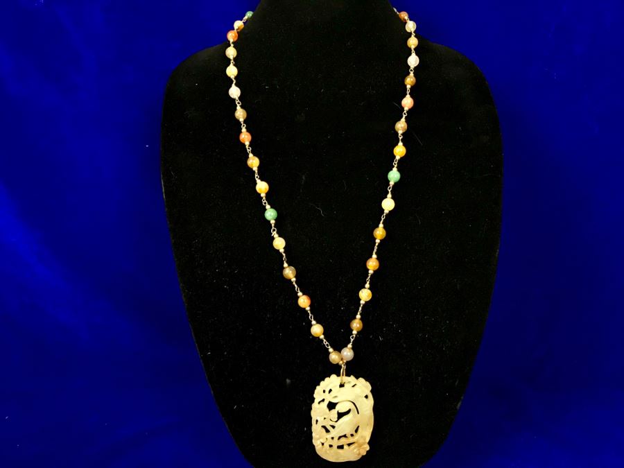Carved Stone Necklace [Photo 2]