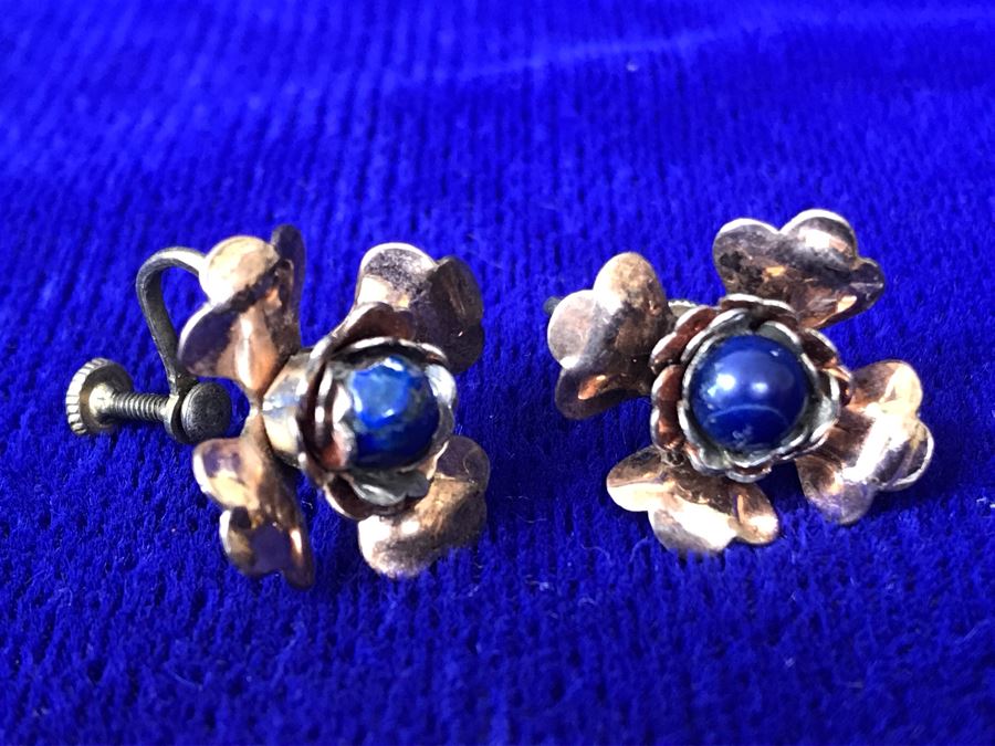 Vintage Pair Of Sterling Silver Screw Back Earrings 4.8g [Photo 2]