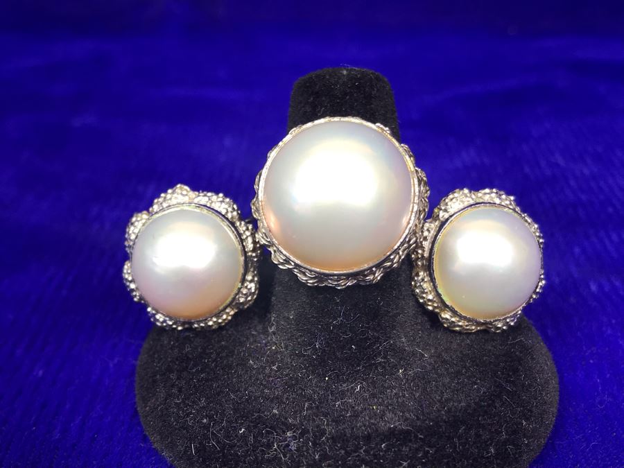 JUST ADDED - Vintage Silver Ring Size 7.25 With Matching Screw Back Earrings [Photo 2]