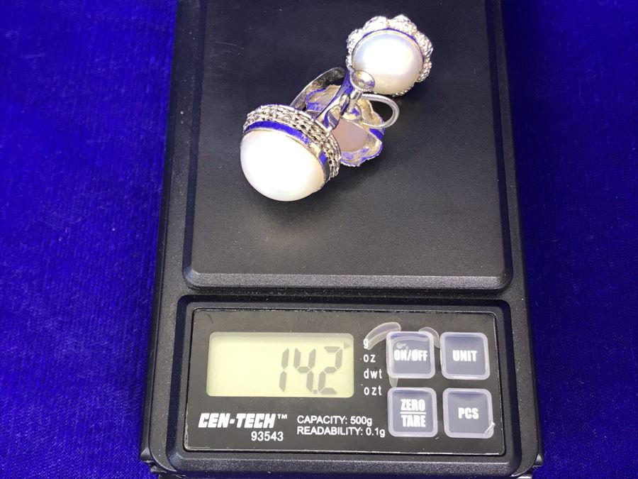 JUST ADDED - Vintage Silver Ring Size 7.25 With Matching Screw Back Earrings [Photo 9]