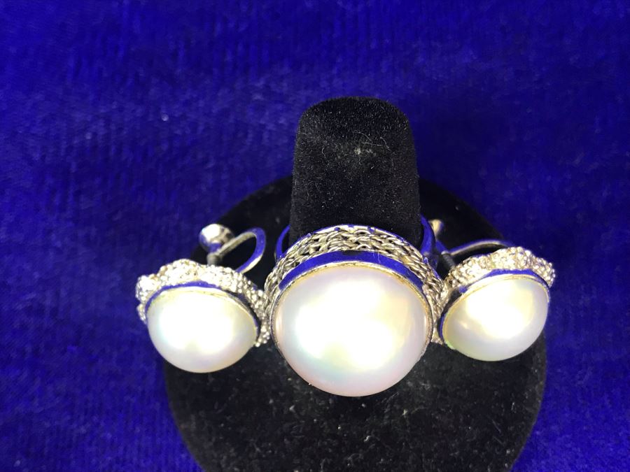 JUST ADDED - Vintage Silver Ring Size 7.25 With Matching Screw Back Earrings [Photo 3]