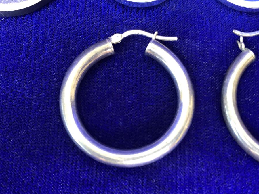 (3) Pairs Of Sterling Silver Hoops Earrings 13.1g TW [Photo 3]