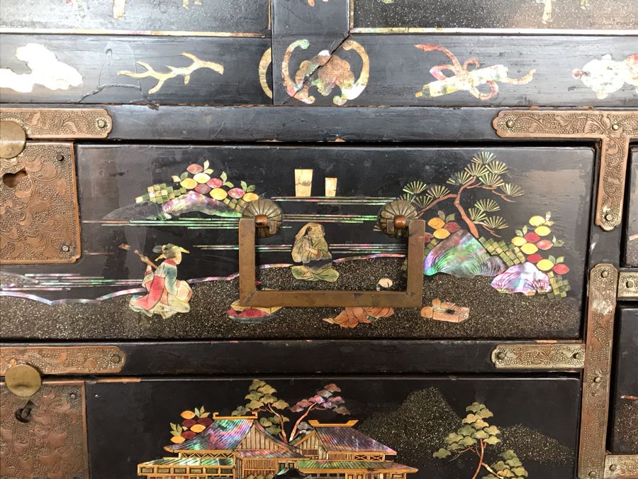 Stunning Antique Japanese Mother Of Pearl Inlay Tansu Chest Cabinet - See Details [Photo 14]
