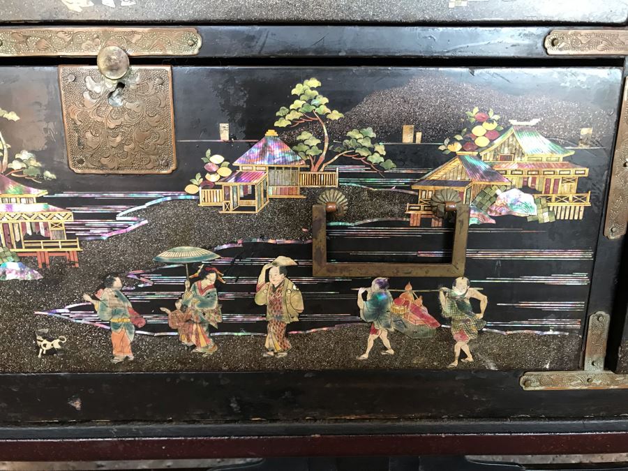 Stunning Antique Japanese Mother Of Pearl Inlay Tansu Chest Cabinet - See Details [Photo 8]
