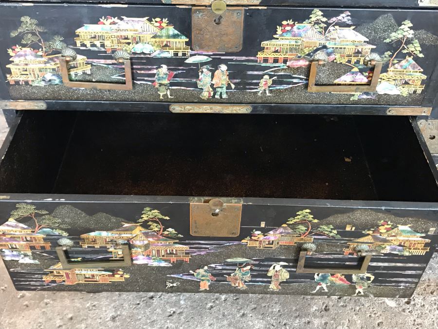 Stunning Antique Japanese Mother Of Pearl Inlay Tansu Chest Cabinet - See Details [Photo 24]