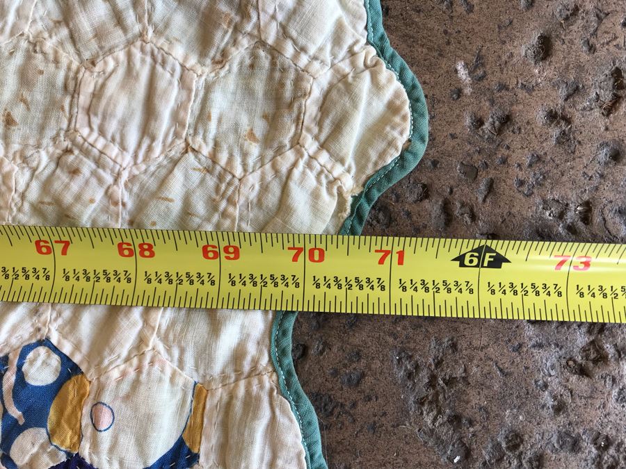 Vintage Quilt 81' X 71' [Photo 7]