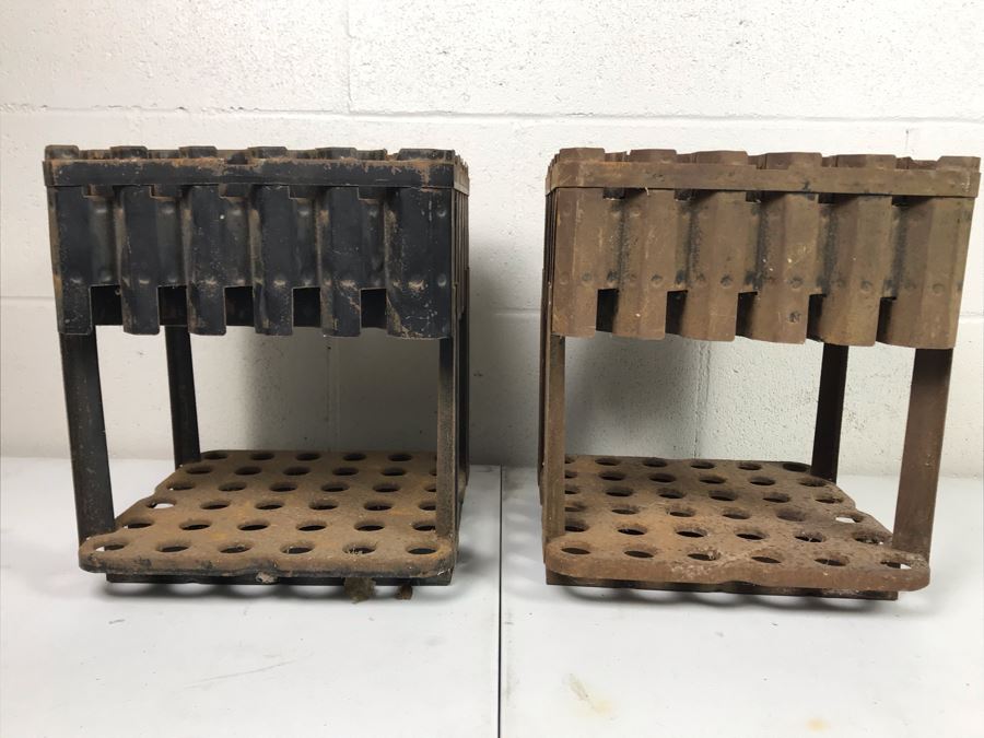 Pair Of Vintage Metal Holders Containers For Garden Tools [Photo 4]