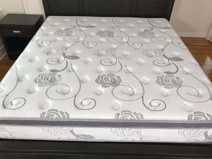 Aspenhome Black Wooden Bed With Mattress And Box Spring 80 X 76 - USB Ports On Both Sides Of Headboard [Photo 5]