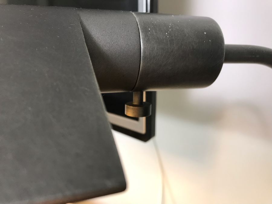 Metal Adjustable Desk Lamp [Photo 5]