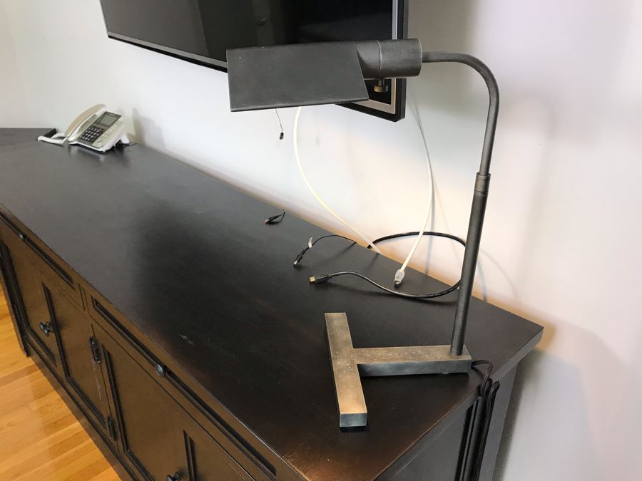 Metal Adjustable Desk Lamp [Photo 2]