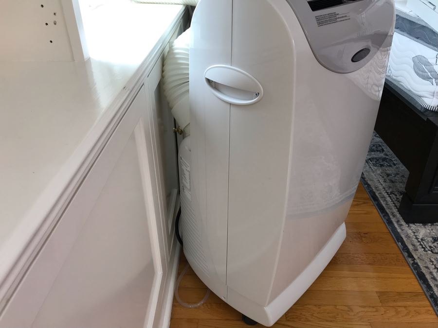 Friedrich Portable 4-In-One Air Conditioner/Heater/Dehumidifier/Fan Model PH14B Retails $849.00 [Photo 7]