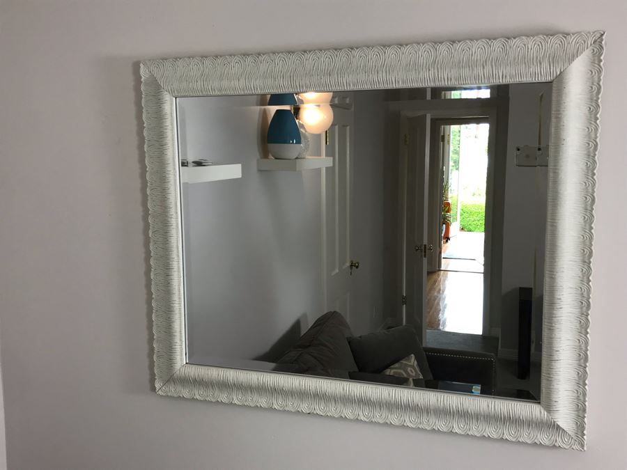 White Beveled Glass Wall Mirror 34 X 28 [Photo 3]