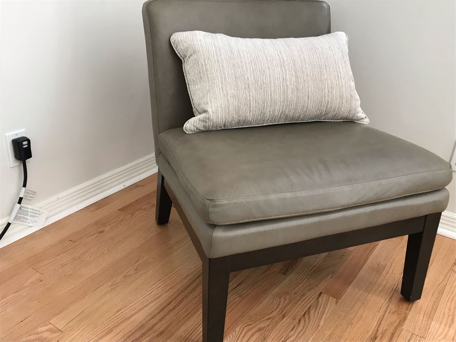 Accent Chair With Throw Pillow 26W X 25D X 30H [Photo 2]