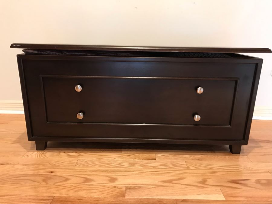 Cedar Hinged Trunk With Various Throw Pillows 40W X 16D X 19H [Photo 4]