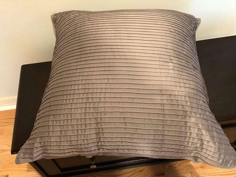 Cedar Hinged Trunk With Various Throw Pillows 40W X 16D X 19H [Photo 10]