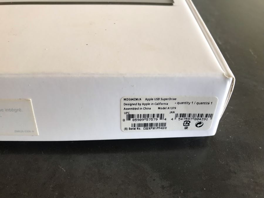 Apple USB SuperDrive Model A1379 [Photo 2]