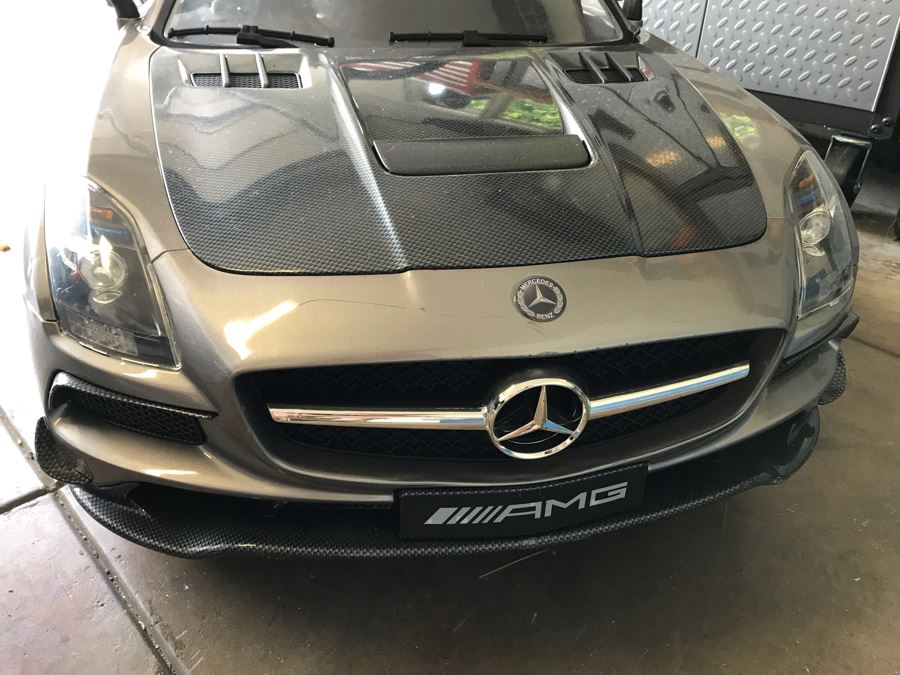 Mercedes SLS AMG Toy Battery Powered Kids Car With Remote [Photo 17]