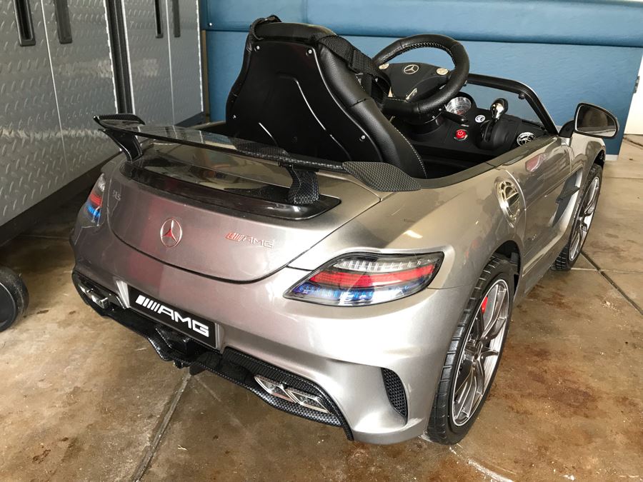 Mercedes SLS AMG Toy Battery Powered Kids Car With Remote [Photo 10]