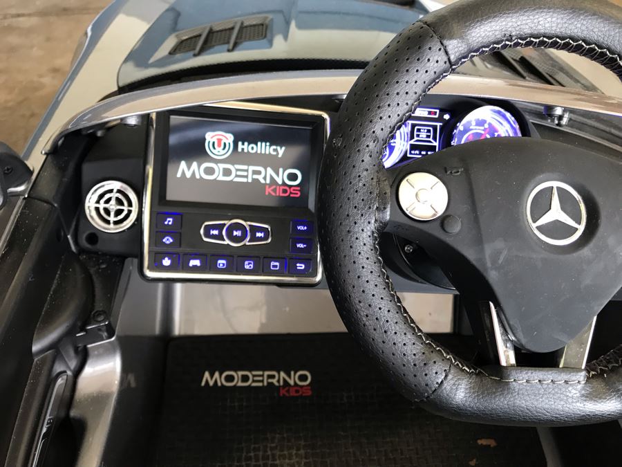 Mercedes SLS AMG Toy Battery Powered Kids Car With Remote [Photo 6]