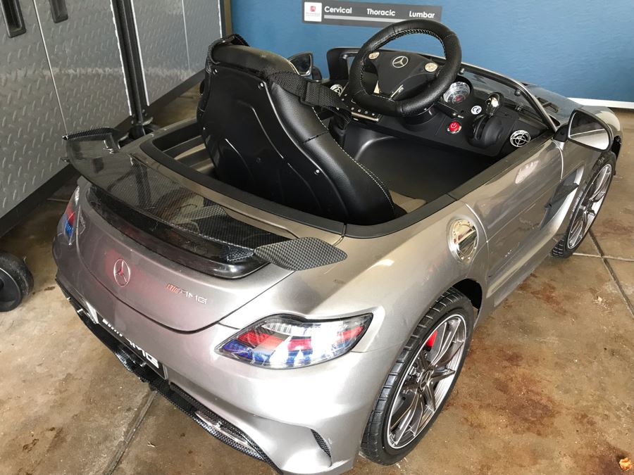 Mercedes SLS AMG Toy Battery Powered Kids Car With Remote [Photo 2]