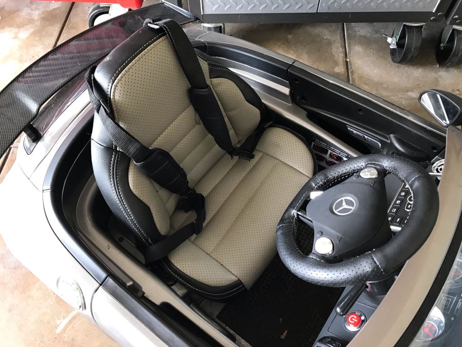 Mercedes SLS AMG Toy Battery Powered Kids Car With Remote [Photo 16]