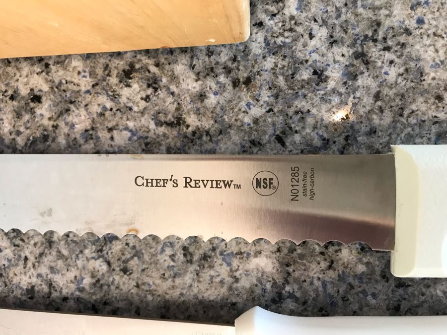 Farberware Knife Set With Wooden Knife Holder And (3) White Handled Knives [Photo 8]