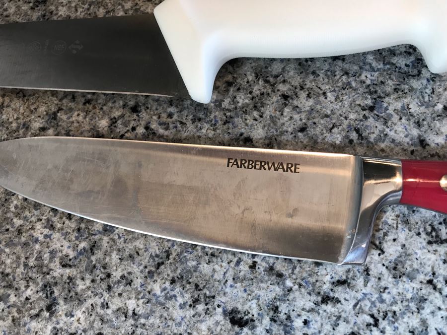 Farberware Knife Set With Wooden Knife Holder And (3) White Handled Knives [Photo 6]