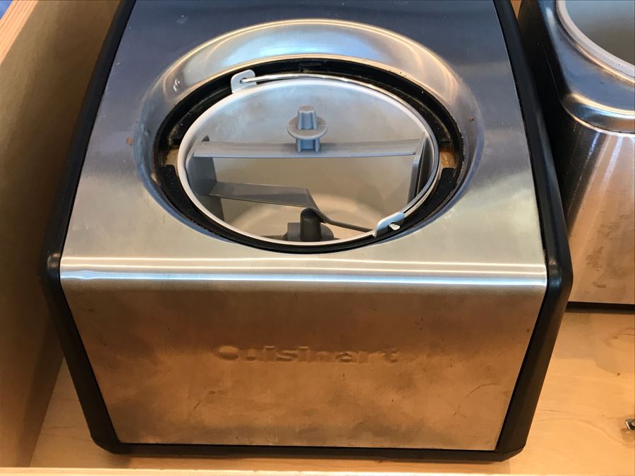 Cuisinart Ice Cream Maker [Photo 4]