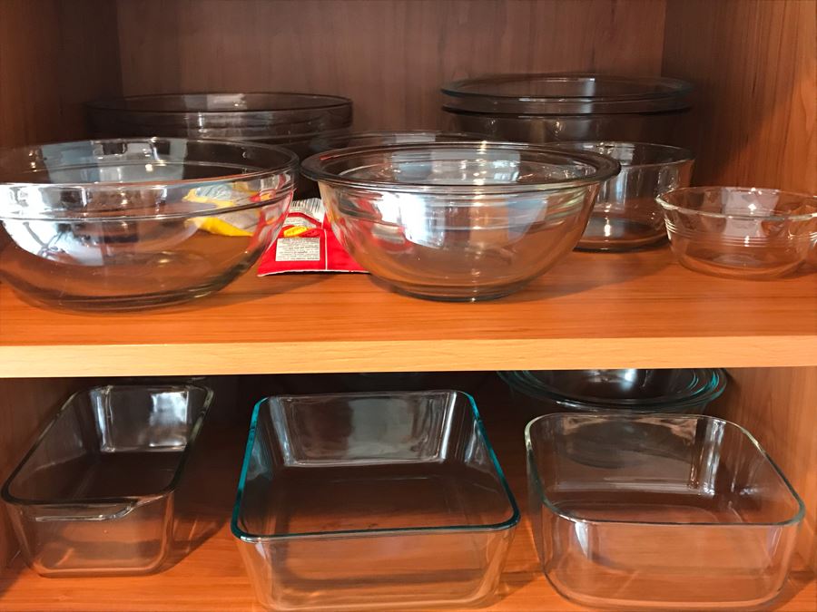 2 Shelves Of Various Glass Pyrex Baking Pans Bakeware