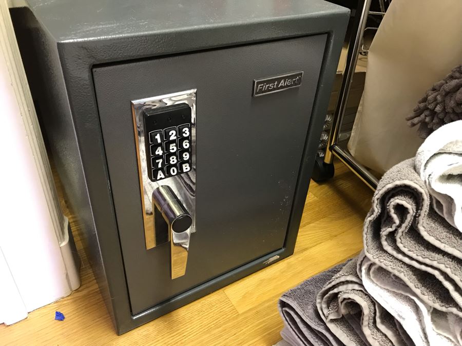 First Alert Metal Safe With Electronic Keypad [Photo 1]