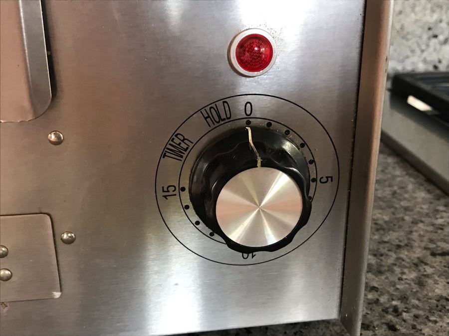 Just Added - Wisco Industries Pizza Oven Model No 560D [Photo 6]