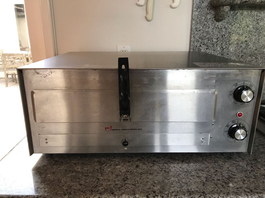 Just Added - Wisco Industries Pizza Oven Model No 560D [Photo 3]