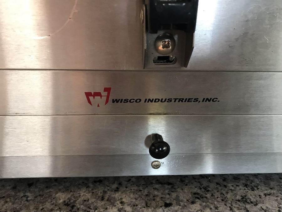Just Added - Wisco Industries Pizza Oven Model No 560D [Photo 4]