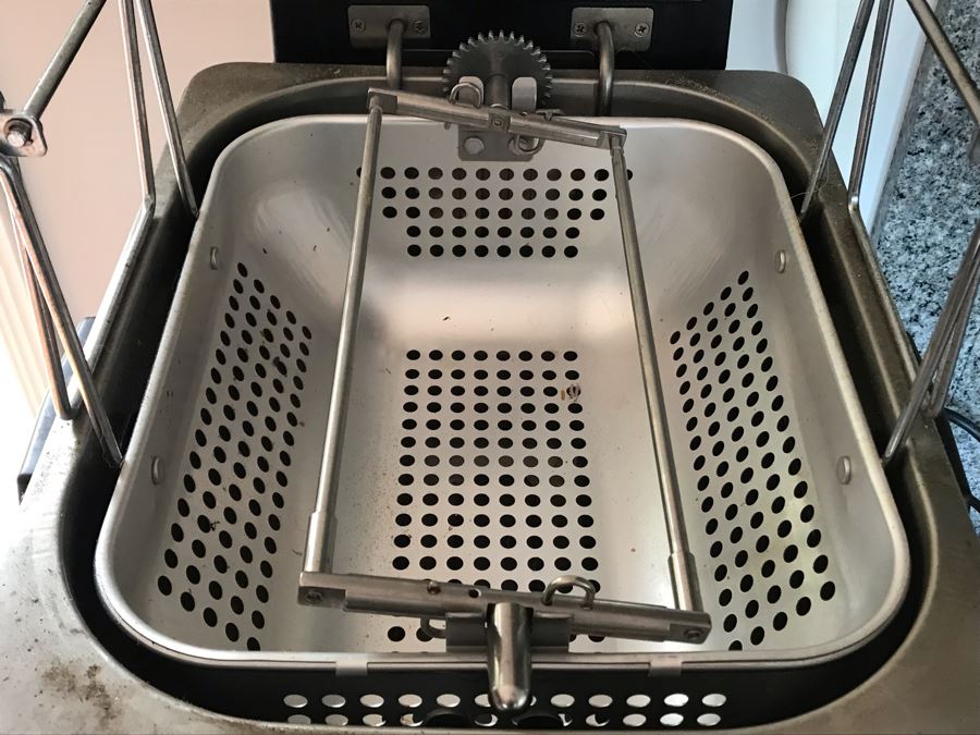 Just Added - Waring Professional Turkey Fryer Model TF200B [Photo 5]