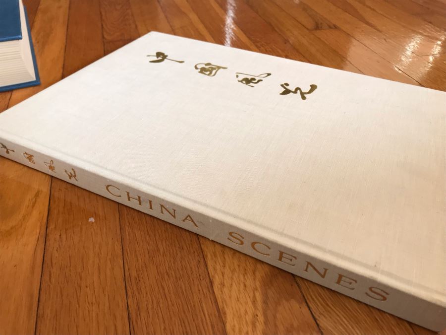 Just Added - (4) Coffee Table Books: The World Series By Josh Leventhal, Chronicles Of America, 75 Years Of Caterpillar And China Scenes [Photo 20]