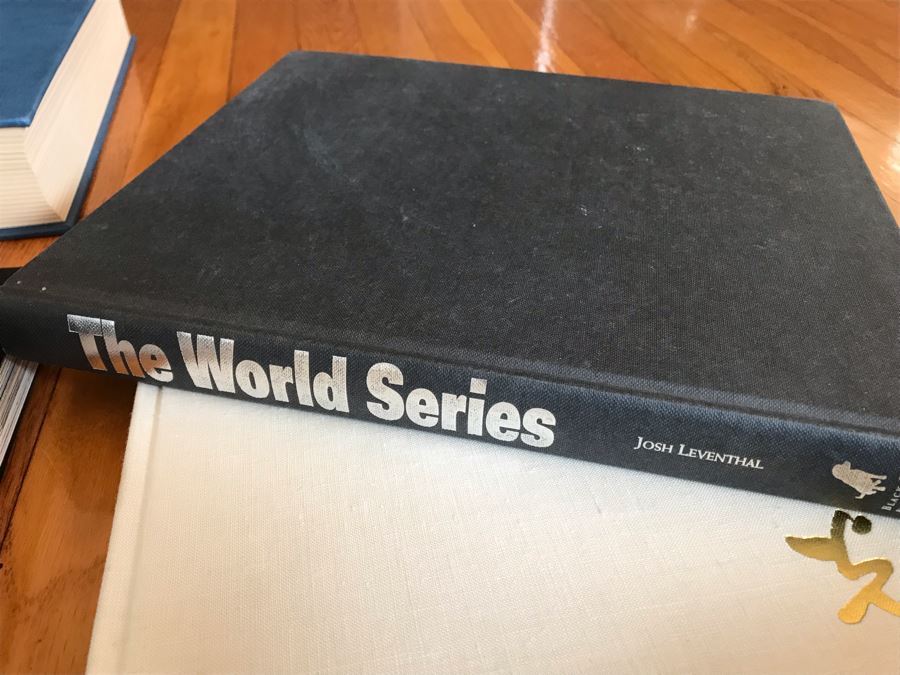 Just Added - (4) Coffee Table Books: The World Series By Josh Leventhal, Chronicles Of America, 75 Years Of Caterpillar And China Scenes [Photo 2]