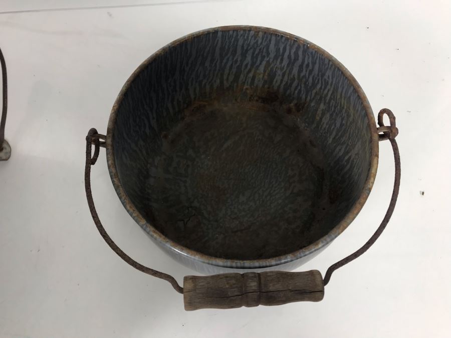 JUST ADDED - Vintage Enamel Graniteware Coffee Pot And Handled Pot [Photo 7]