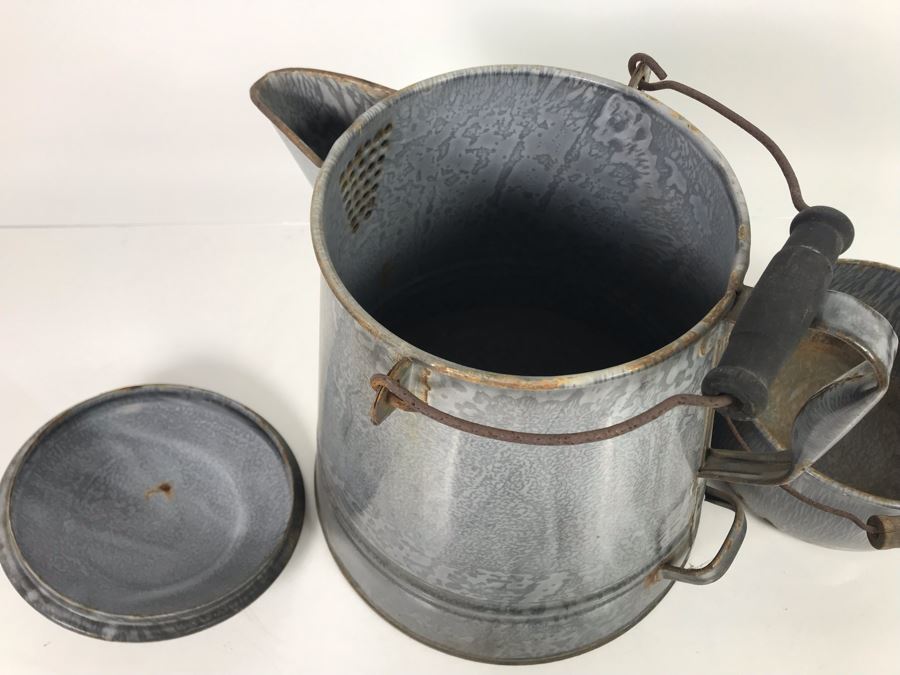 JUST ADDED - Vintage Enamel Graniteware Coffee Pot And Handled Pot [Photo 4]
