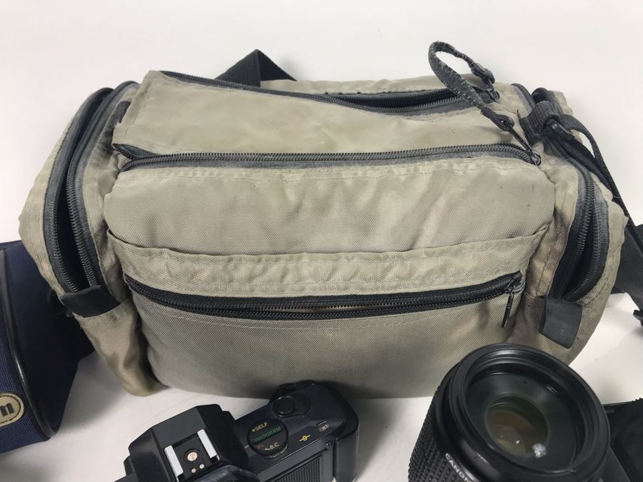 JUST ADDED - Canon Photography Lot Featuring Canon T50 Camera, Flash, Three Canon Camera Lenses, Filters And Camera Bag [Photo 17]