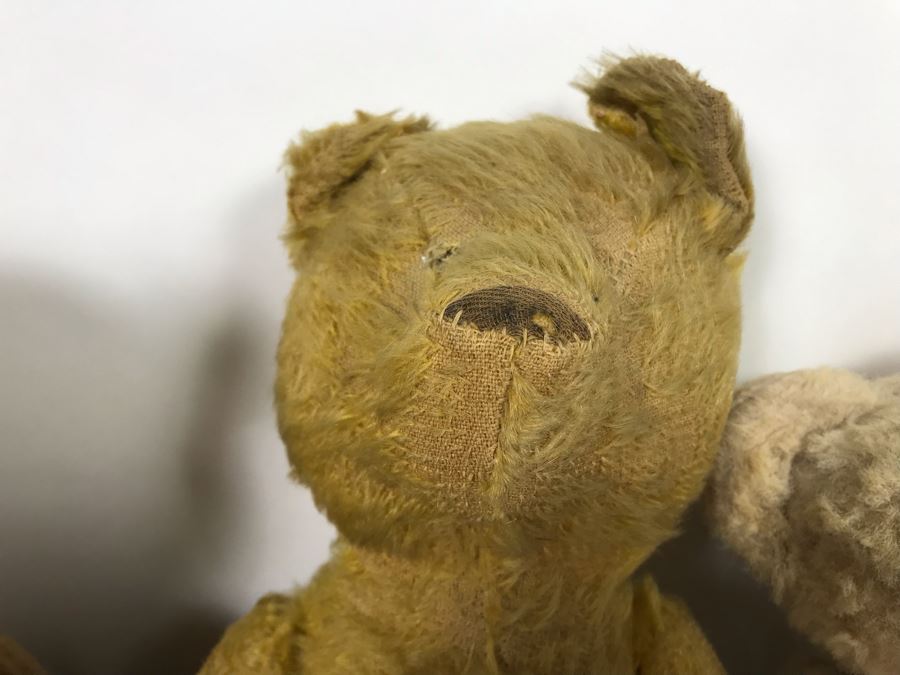 JUST ADDED - Jointed Stuffed Teddy Bear Lot Featuring Two Older Bears [Photo 5]