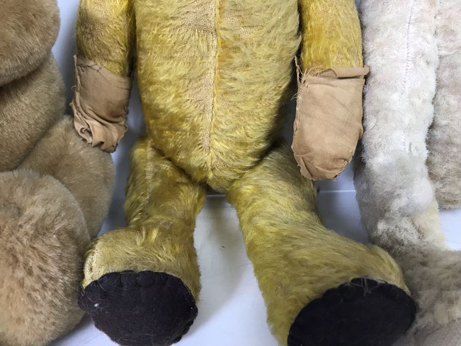 JUST ADDED - Jointed Stuffed Teddy Bear Lot Featuring Two Older Bears [Photo 7]