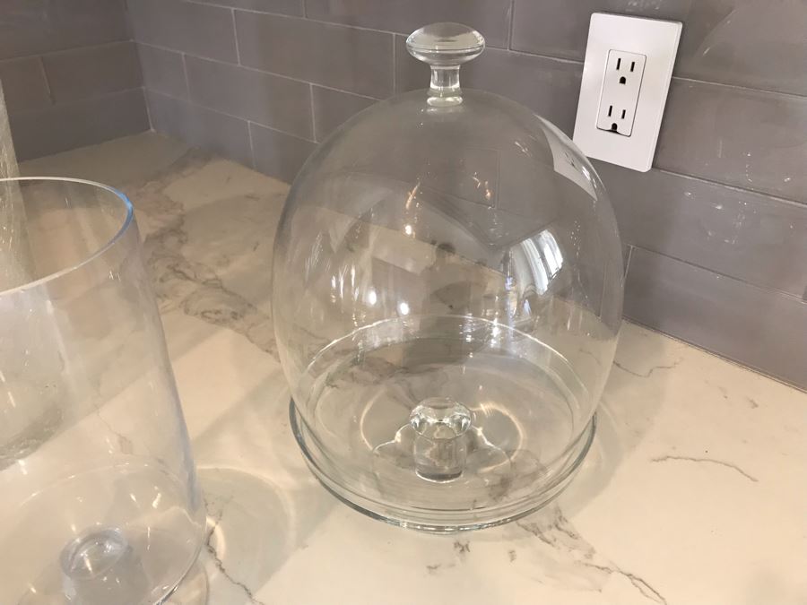 Footed Plate With Glass Dome, Pair Of Glass Vases And Decorative Plate [Photo 7]