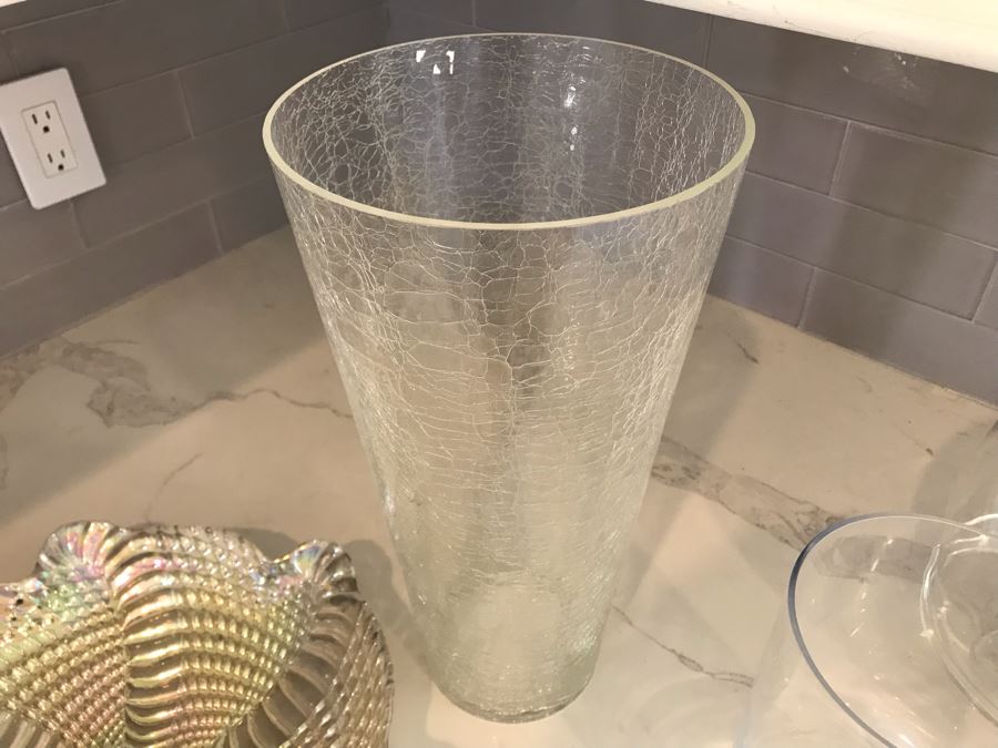 Footed Plate With Glass Dome, Pair Of Glass Vases And Decorative Plate [Photo 6]