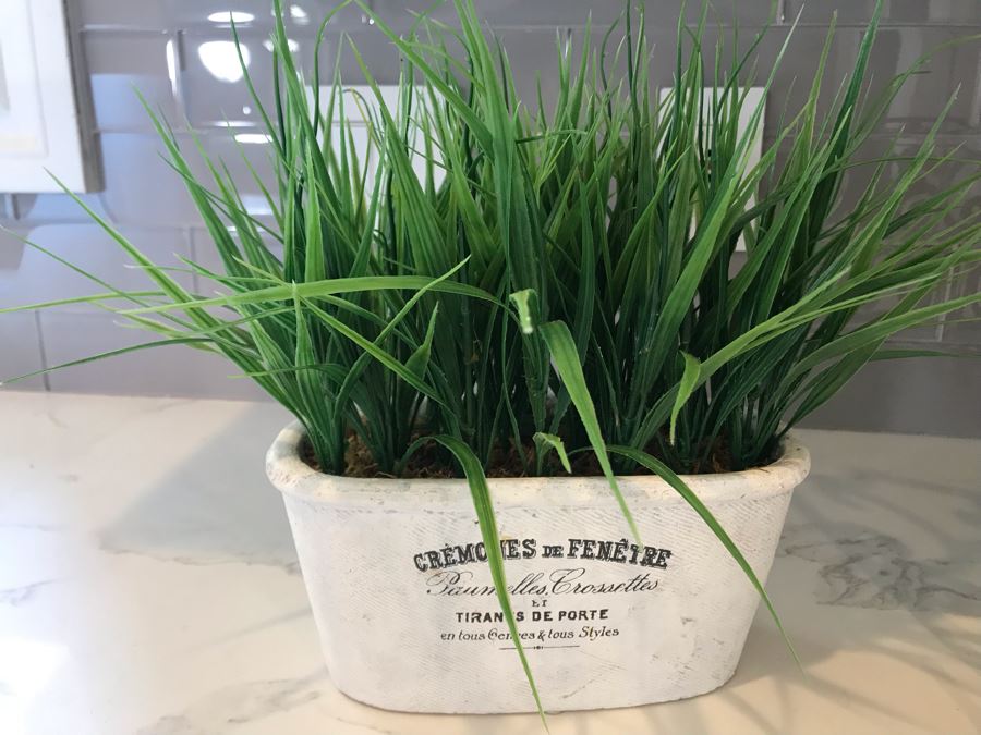 Metal Cookbook Book Stand And Artifical Flowers [Photo 2]