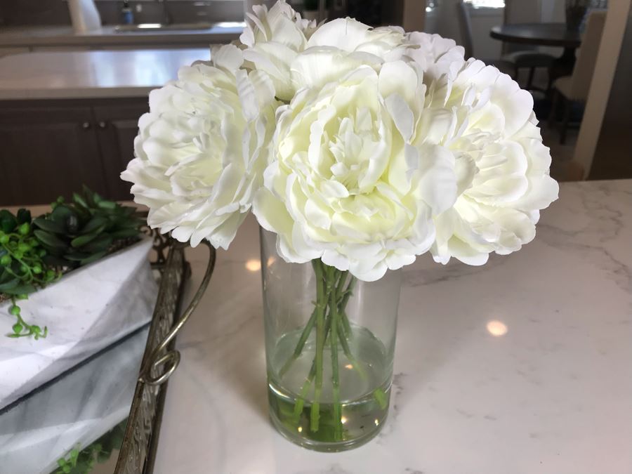 Home Decor Lot With Mirror Tray And (3) Artificial Plants [Photo 5]