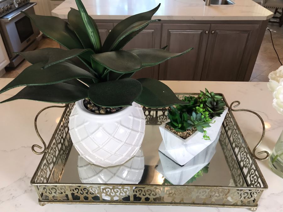 Home Decor Lot With Mirror Tray And (3) Artificial Plants [Photo 2]